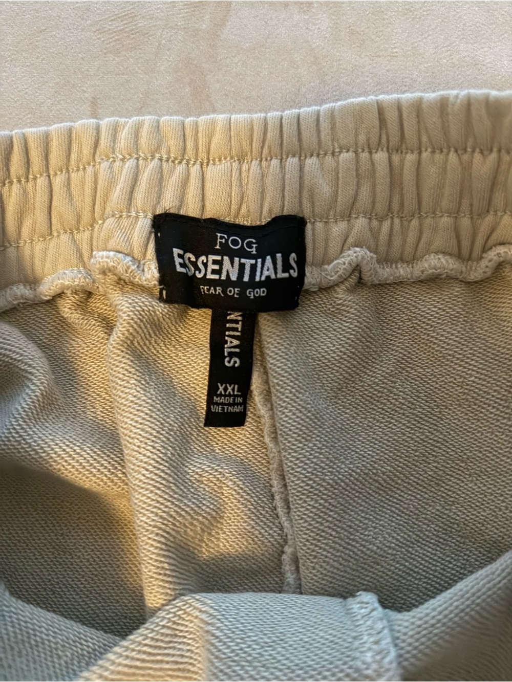 Fear of God Essentials FOG Basketball Shorts Oatmeal Tan Men’s XXL - Picture 5 of 6